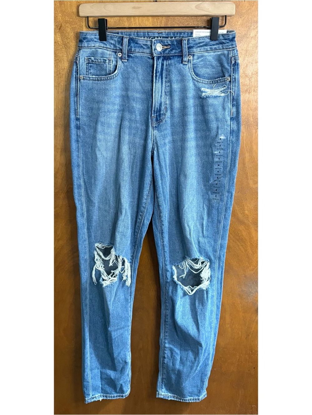 American Eagle High Rise Mom Jeans Straight Leg NWT Distressed 27 Y2K Grunge Mod